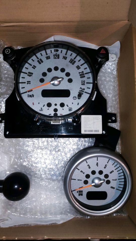 Tachometer  Mittelinstrument Mini Cooper  R52 R53 in Berlin