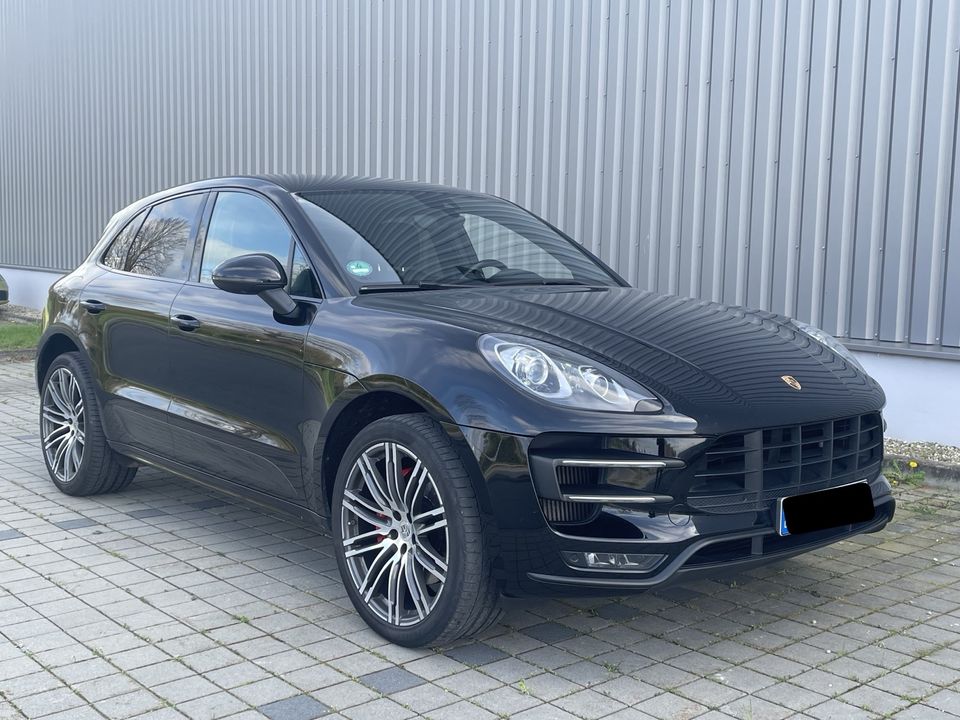 Tausch Porsche Macan Turbo, Approved Garantie, Sport Chrono in Darmstadt