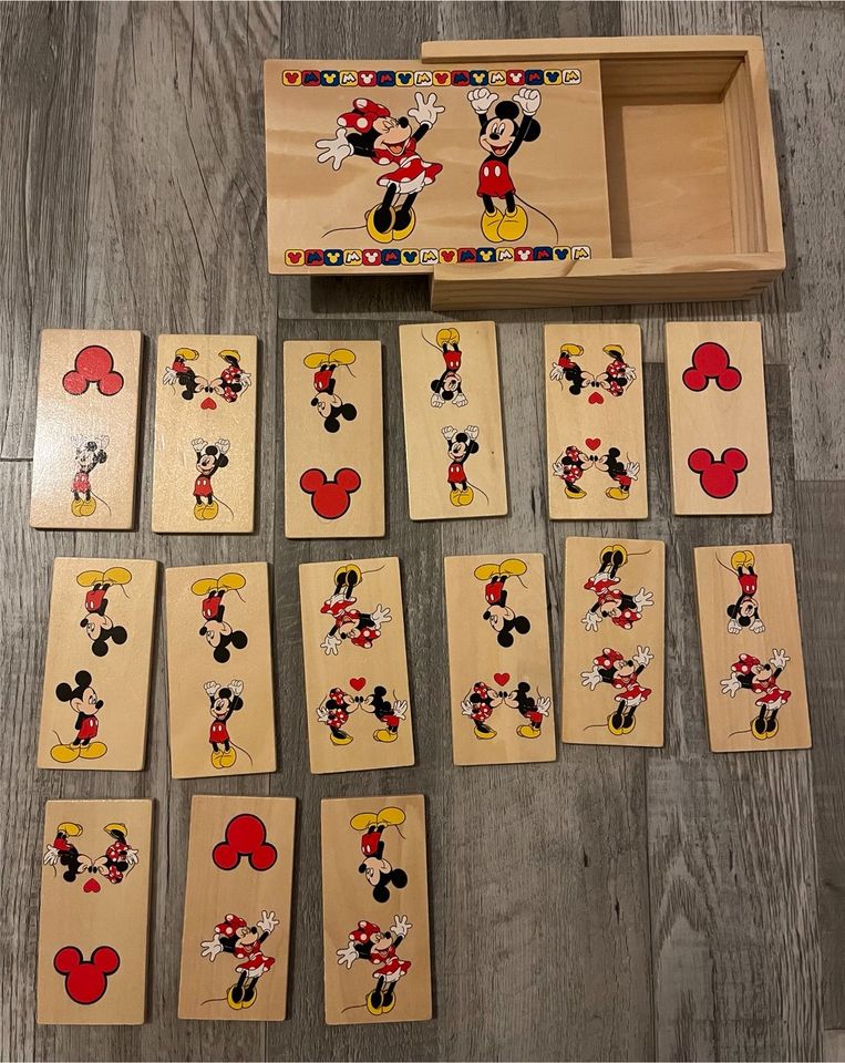 Domino Spiel Holz in Norderstedt