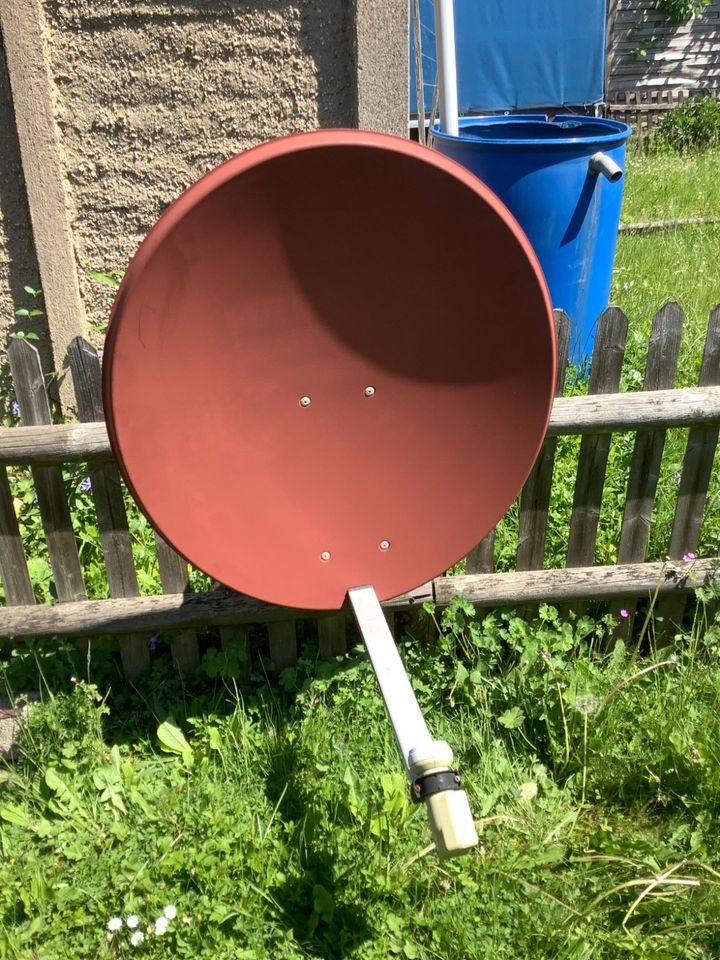 SAT Antenne 80cm rotbraun WISI in Gera