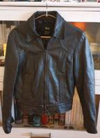 Echte Lederjacke von Mango – klassisch & zeitlos Pankow - Prenzlauer Berg Vorschau