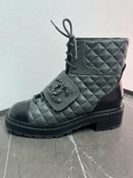 ORIGINAL CHANEL Stiefelette Stiefel 39 FULL SET NP 1750€ Hessen - Niedernhausen Vorschau