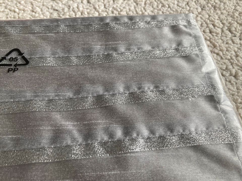 Tischläufer table runner grau silber 40 x 140 cm in Perleberg