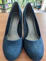 Pumps Velours dunkelblau von Marco Tozzi, Gr. 37, neuwertig Bayern - Zirndorf Vorschau