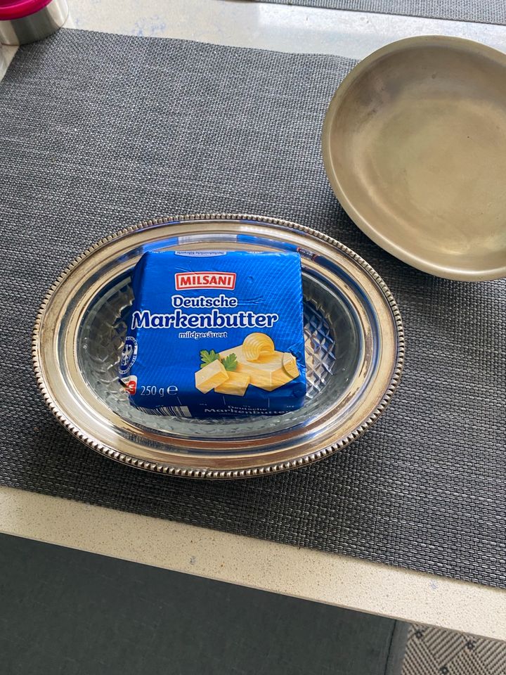 Butterdose versilbert in Hoisdorf 