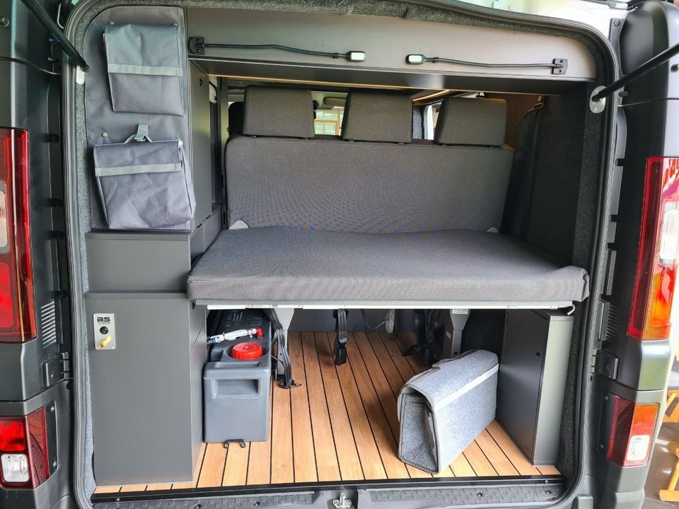 Renault Trafic BS-CAMP L1 3,0t Blue dCi 150 EDC in Neumünster