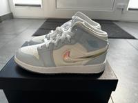 Nike Air Jordan 1 Mid SE Blue Tint/Ice Blue Gr. 39 Niedersachsen - Hambergen Vorschau