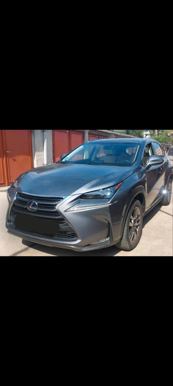 Abbildung des Autos Lexus NX300 h,mit 2Jahre…