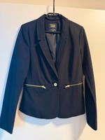Blazer mit goldenen Details Brandenburg - Perleberg Vorschau