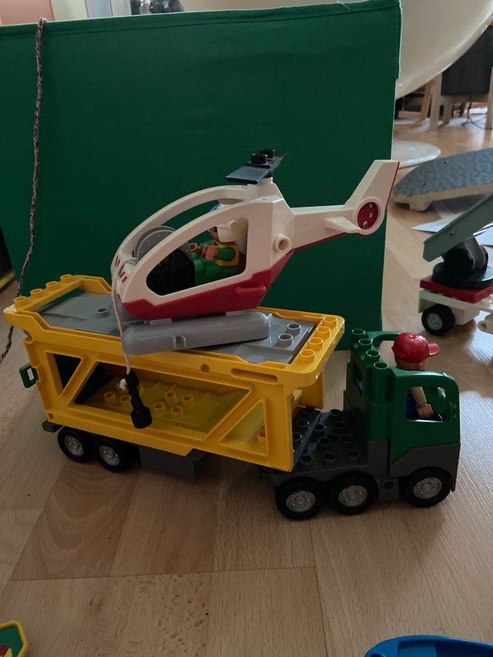 Lego Duplo Konvolut Feuerwehr Helikopter Abschleppdienst auto in Düsseldorf