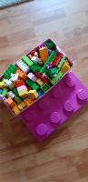 Lego in pinker Kiste, Bausteine incl. Figuren und grüner Platte Münster (Westfalen) - Roxel Vorschau