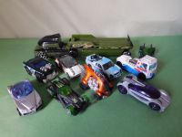 10 Hot Wheels Modellautos ab 2002 Spielzeugautos PKW Truck Schleswig-Holstein - Klein Rönnau Vorschau