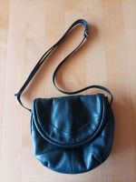 Kleine schwarze Leder Handtasche Nordrhein-Westfalen - Warstein Vorschau