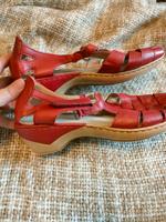 Rote Caprice Schuhe, echt Leder Kr. München - Taufkirchen Vorschau