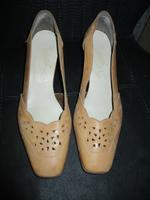 Elegante offene Pumps von RIEKER aus echtem Leder  Gr. 40 (6,5) Niedersachsen - Laatzen Vorschau