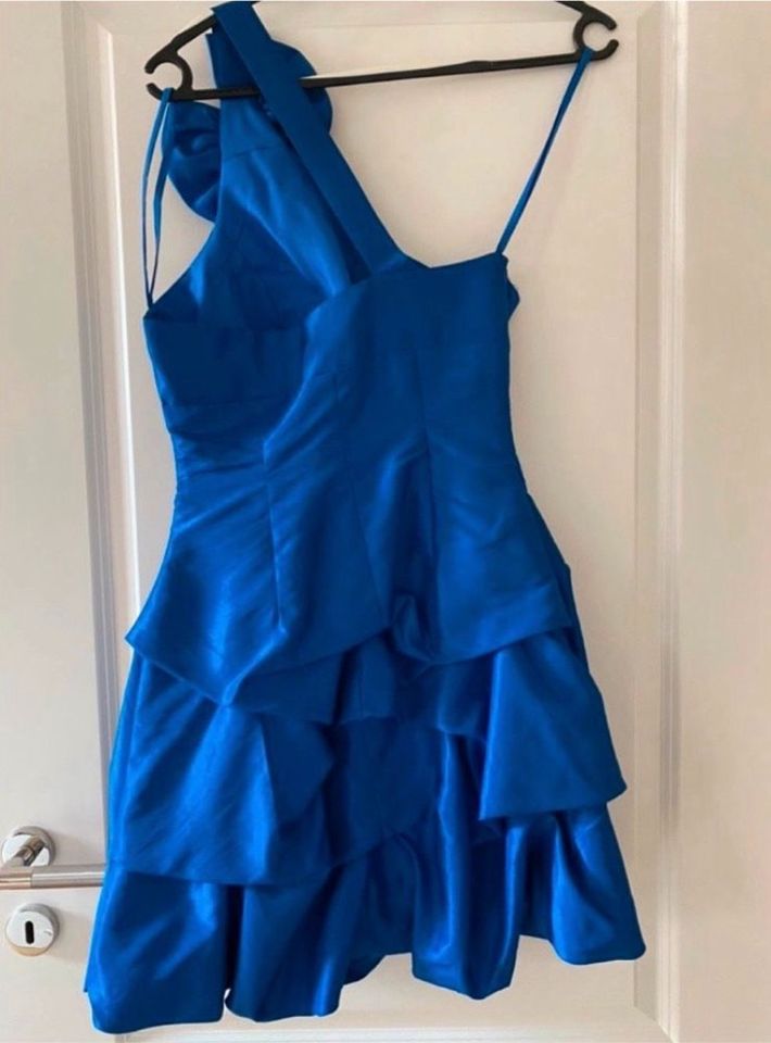 Abikleid / Cocktailkleid blau von Niente Gr.  34 - neuwertig in St. Wendel