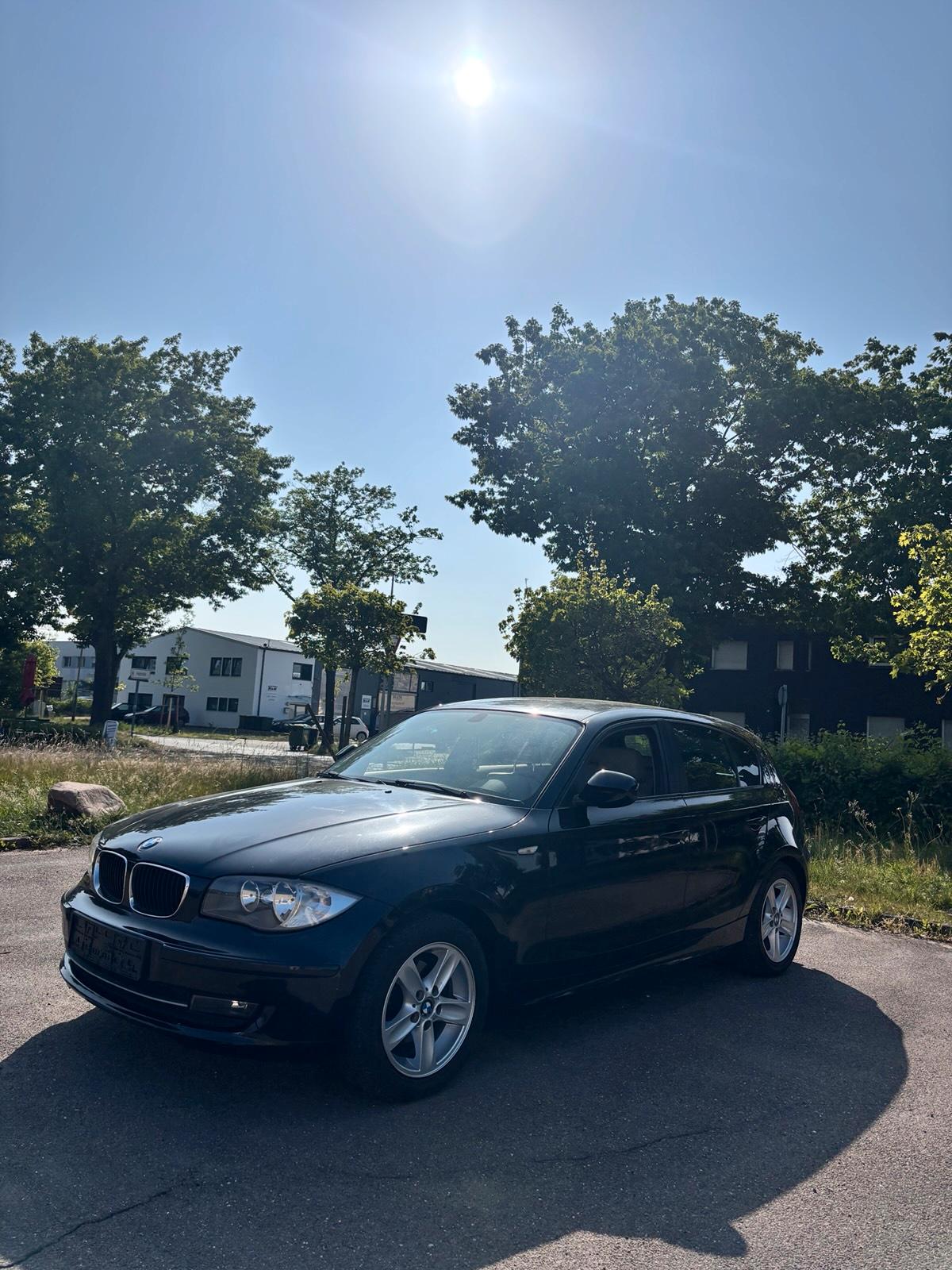 Abbildung des Autos BMW 118i TÜV NEU !!!! + …