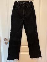 Only Straight Leg Jeans - Gr. 24\32 - schwarz Brandenburg - Kleinmachnow Vorschau