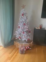 Weihnachtsbaum mit deko und Zaun Bayern - Augsburg Vorschau