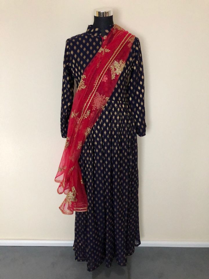 Indisches Bollywood Kleid, Suit, Anarkali, Salwar Kameez in Kelsterbach