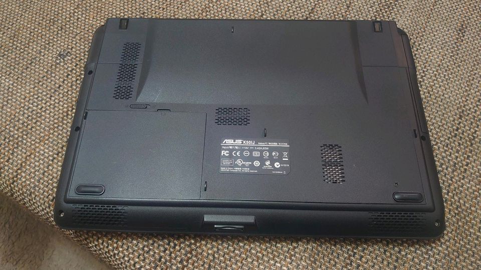 ASUS  K50IJ 15,6" Laptop in Kamenz