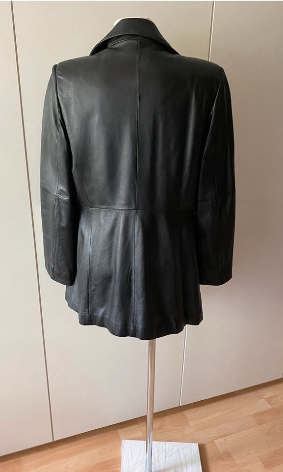 MNG tolle Lamm Lederjacke  Butterweich M schwarz in Meine