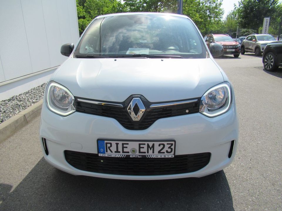 Renault Twingo SCe 65 Equilibre in Riesa