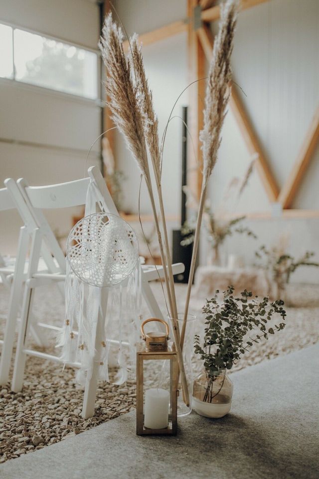 Stuhl Stühle Tisch Stehtisch mieten leihen Hochzeit Trauung in Sommerhausen Main