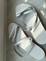 Weiße Flipflops/Sommerschuhe Gr. 38 Leipzig - Leipzig, Südvorstadt Vorschau