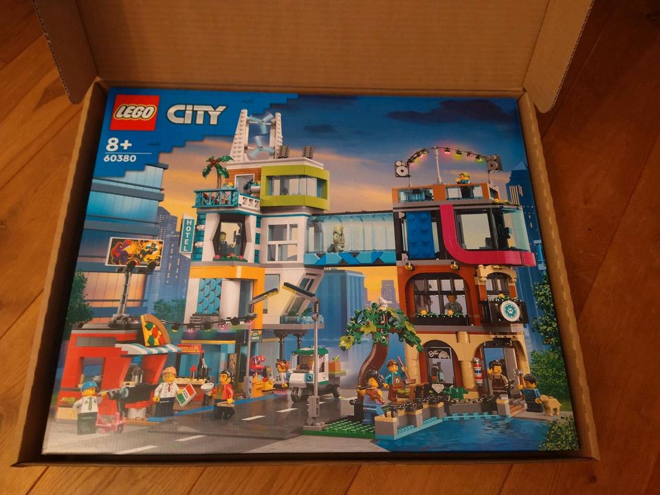 Lego City Stadtzentrum 60380 Neu & OVP in Kürten