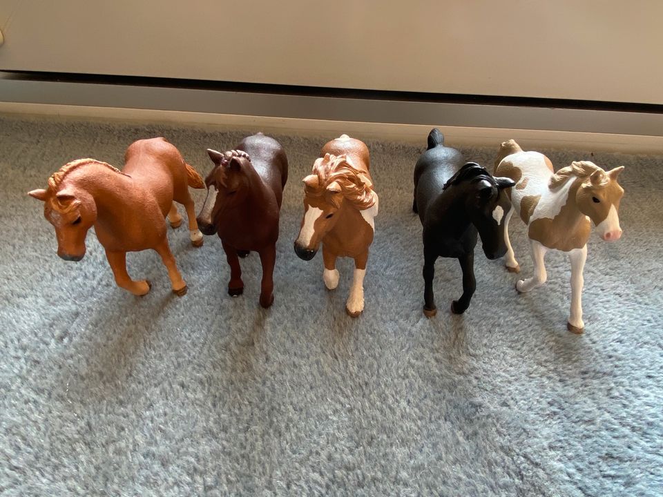 Schleich Pferde in Essen