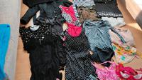 Bekleidungspaket Markenkleidung XS 34/36 Dirndl Kleider Bikinis Bayern - Oberaurach Vorschau