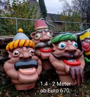 XXXL bis 3 Meter Großfiguren Skulpturen Freizeitpark Karussell Nordrhein-Westfalen - Mönchengladbach Vorschau