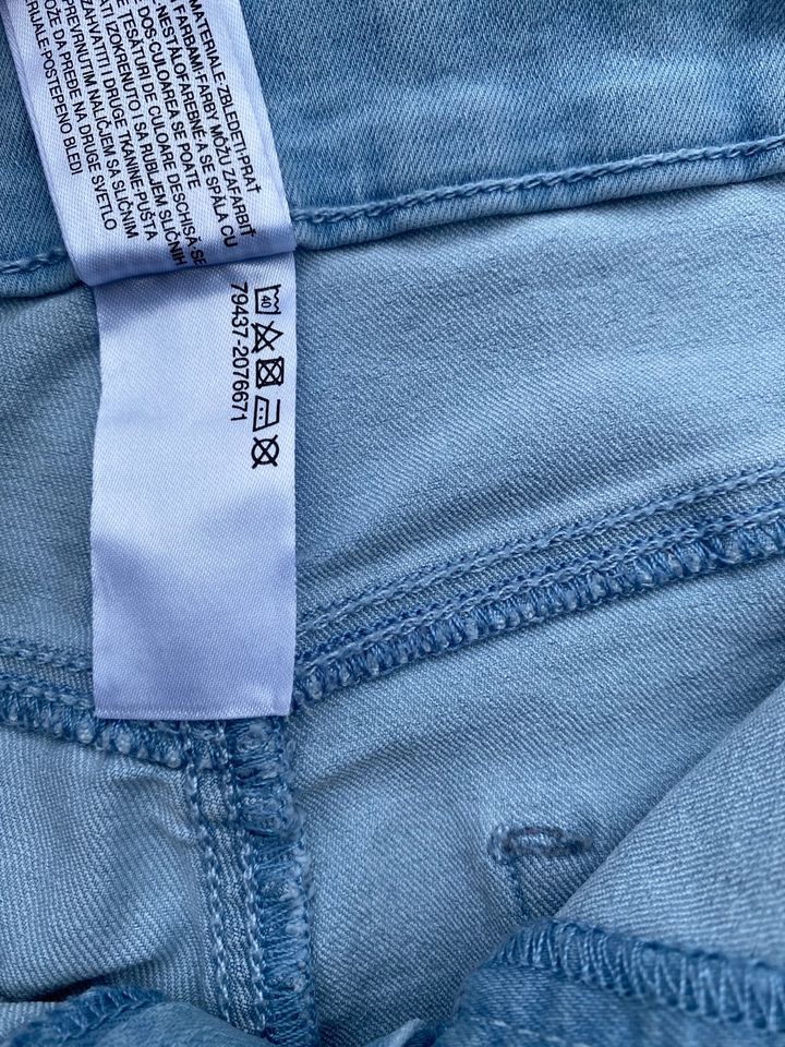 Größe 158: Jeans Hose in Lüneburg