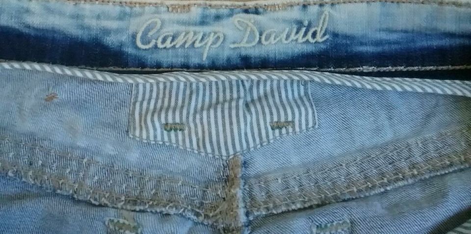 Camp David Jeansshort in Gr.31 in Burkhardtsdorf