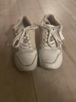 Tamaris Sneaker Creme Größe 38 Niedersachsen - Wunstorf Vorschau