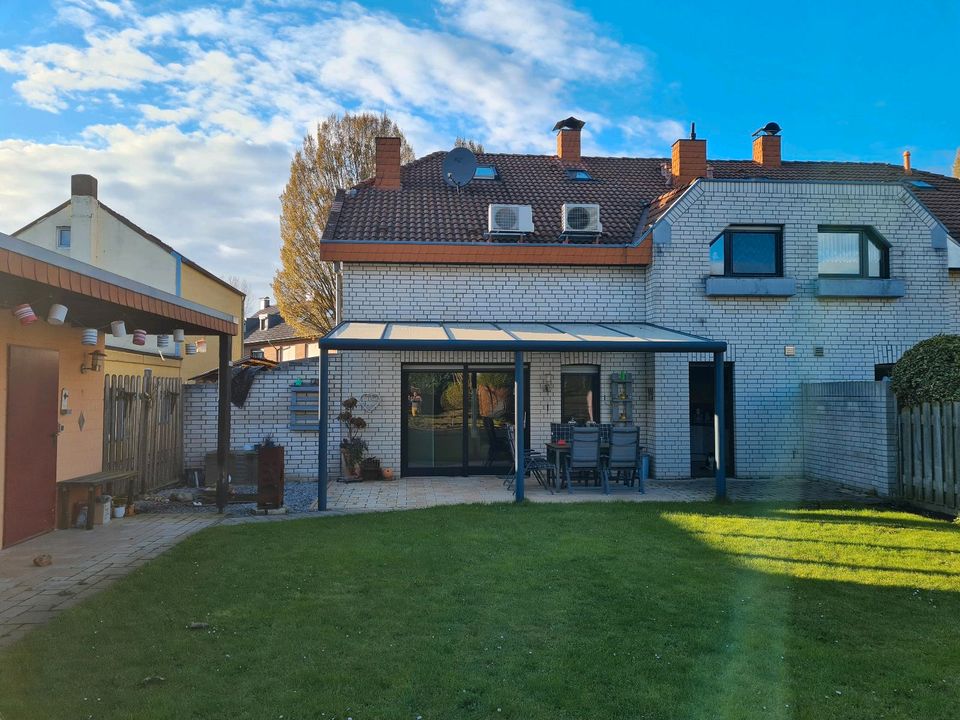 Quadrohaus / Reihenhaus im Quadrat zu verkaufen in Nettetal