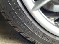 Winterreifen M+S (allwetter) Continental 255/35 R19 Runflat Hessen - Stadtallendorf Vorschau