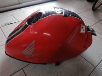 Honda CBR 1100 xx Tank Vergasermodel SC35 bj 96-98 Saarbrücken-Mitte - St Johann Vorschau