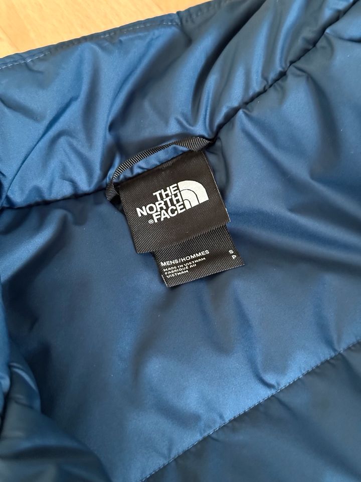 *NEU* The North Face Mens Aconcagua 2 Daunenjacke, Größe S, Blau in Suhl