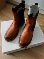 Frauen Stiefel von Bugatti Gr. 39 Leder Berlin - Lichtenberg Vorschau