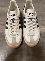 Adidas Sneaker Jeans  42 2/3  weiß/blau Nordrhein-Westfalen - Köln Vorschau