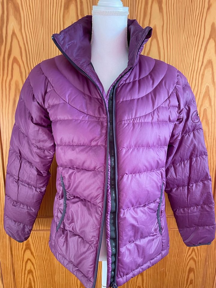 Mammut Damen Daunen Jacke 750+ / lila / Gr. M 38 40 in Nordrhein-Westfalen  - Euskirchen | eBay Kleinanzeigen ist jetzt Kleinanzeigen