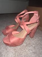 High Heels Neu! Gr. 41 Nordrhein-Westfalen - Leverkusen Vorschau
