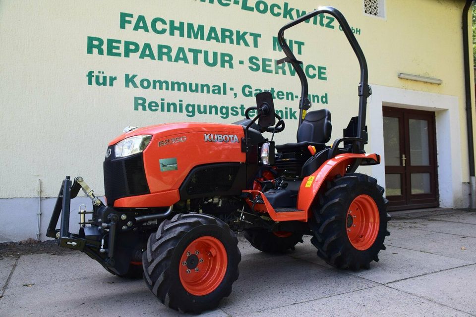 Kubota - Allradtraktor, Traktor, Schlepper in Schmiedeberg