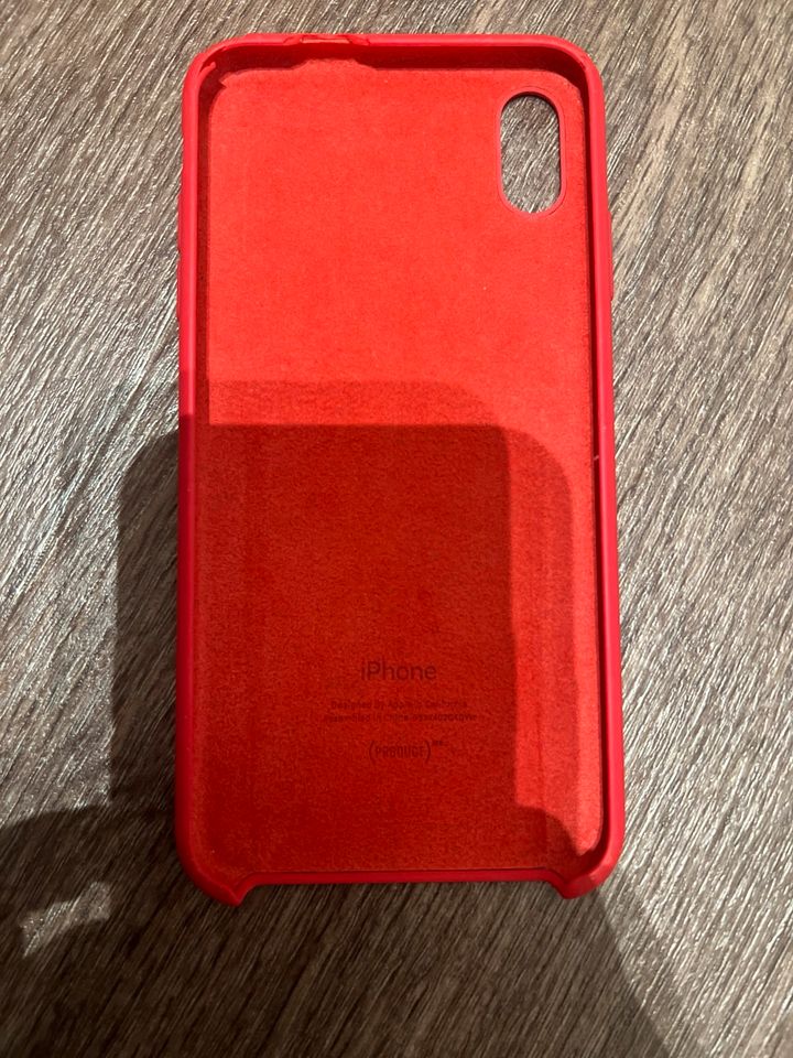 iphone Xs Max Hülle rot in Pforzheim