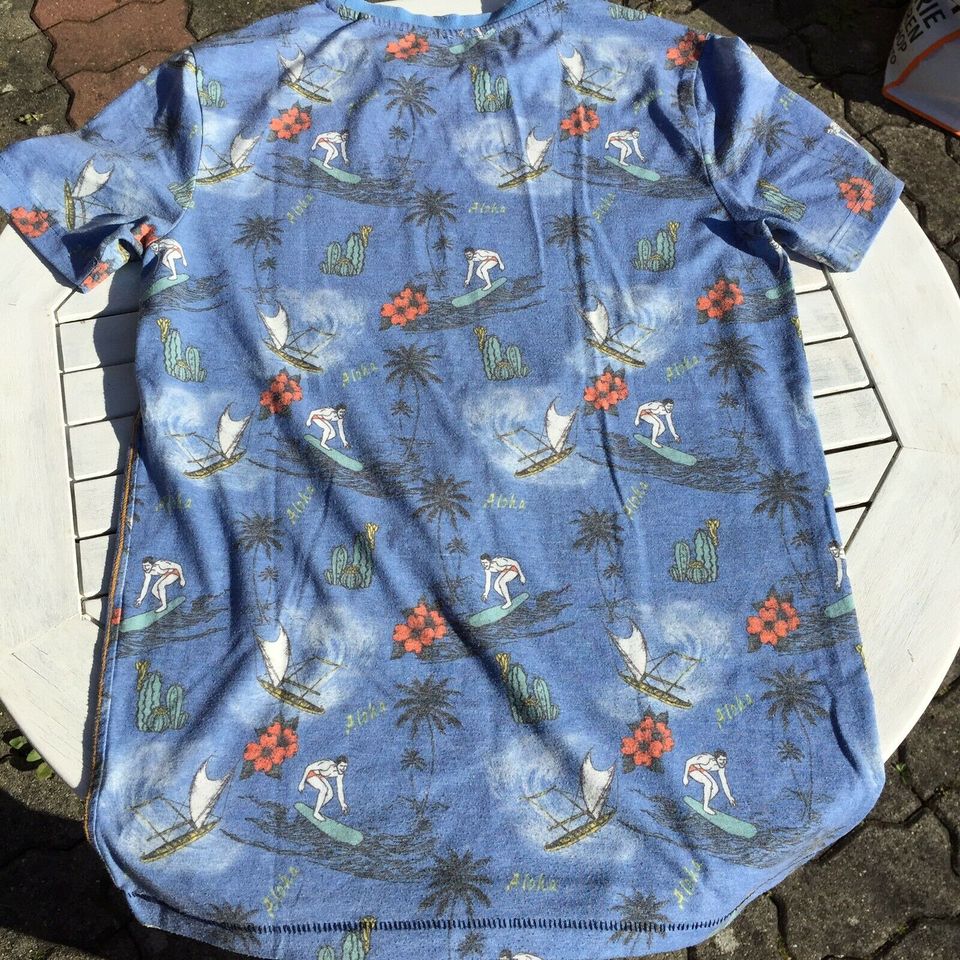 WE Jungen Shirt Sommer 158/164 toller Print Surfer in Theeßen