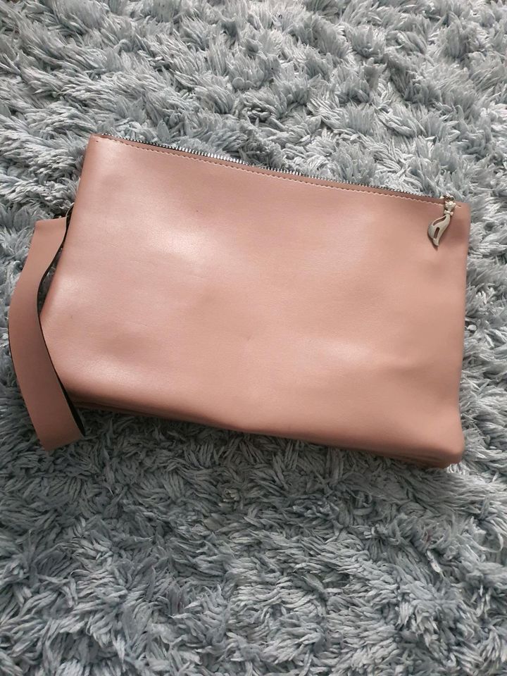 Tasche Handtasche Clutch Damen JE 2 Euro in Bielefeld