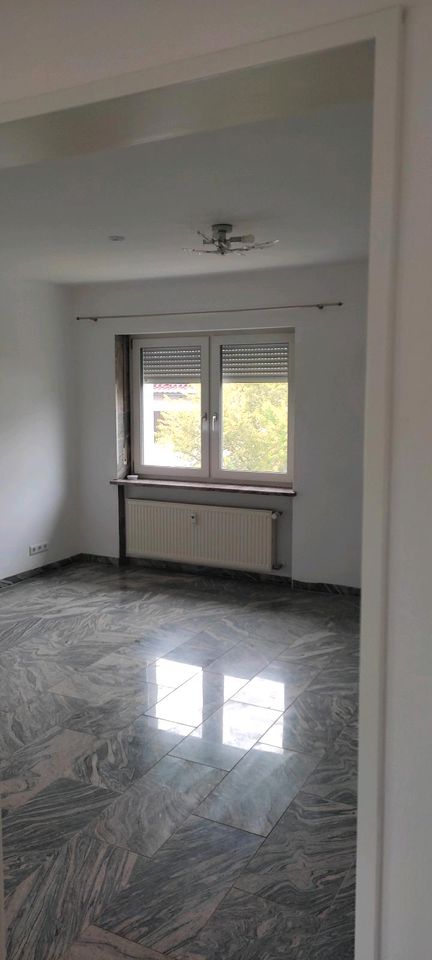 5 Zimmer Wohnung in LauterhofenBAYERN PLZ 92283 in Neumarkt i.d.OPf.