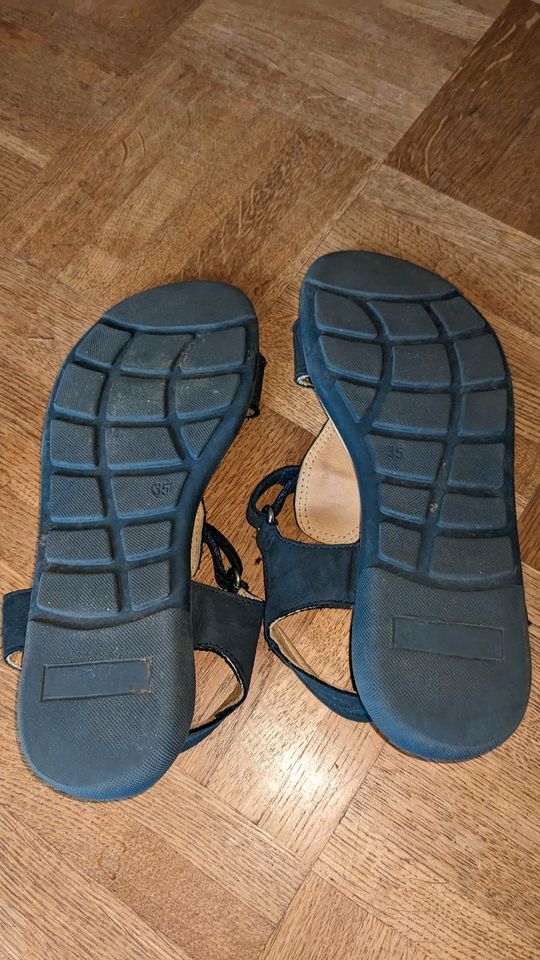 Sandalen Größe 35 Kim Kay dunkelblau in Erkelenz